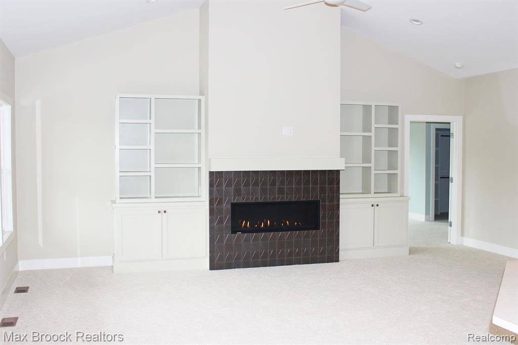 Hartland Twp, MI 48430,7680 Parshallville Road
