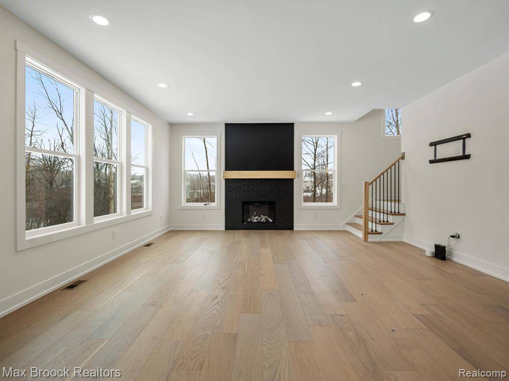 Hartland Twp, MI 48430,7670 Parshallville Road