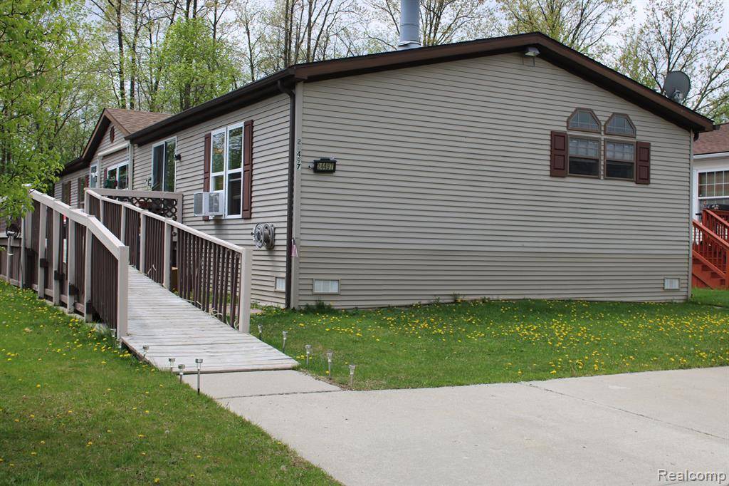 Brownstown Twp, MI 48134,24497 MANCHESTER Drive