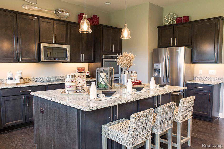 Macomb Twp, MI 48042,24811 Mooring Drive