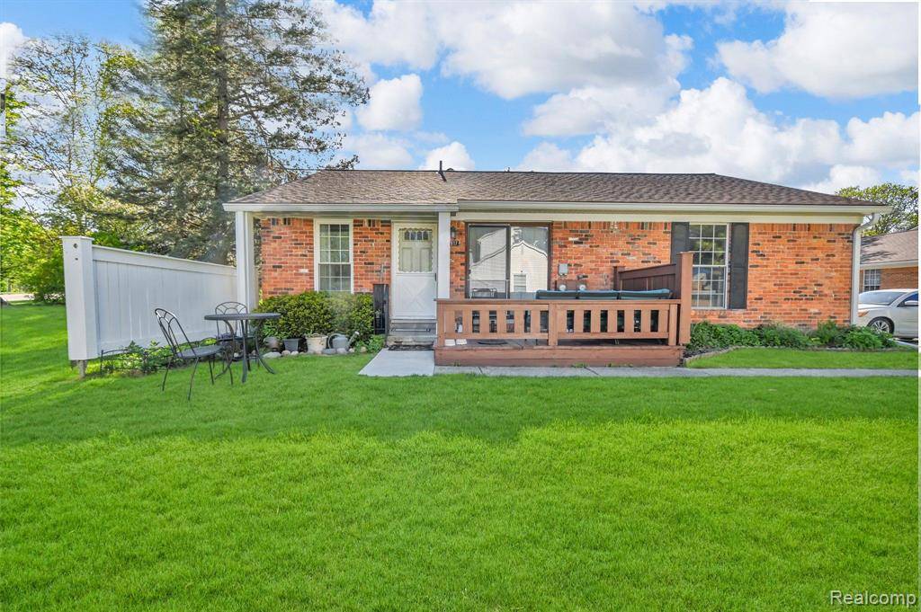 Ann Arbor, MI 48104,2917 WHITTIER Court
