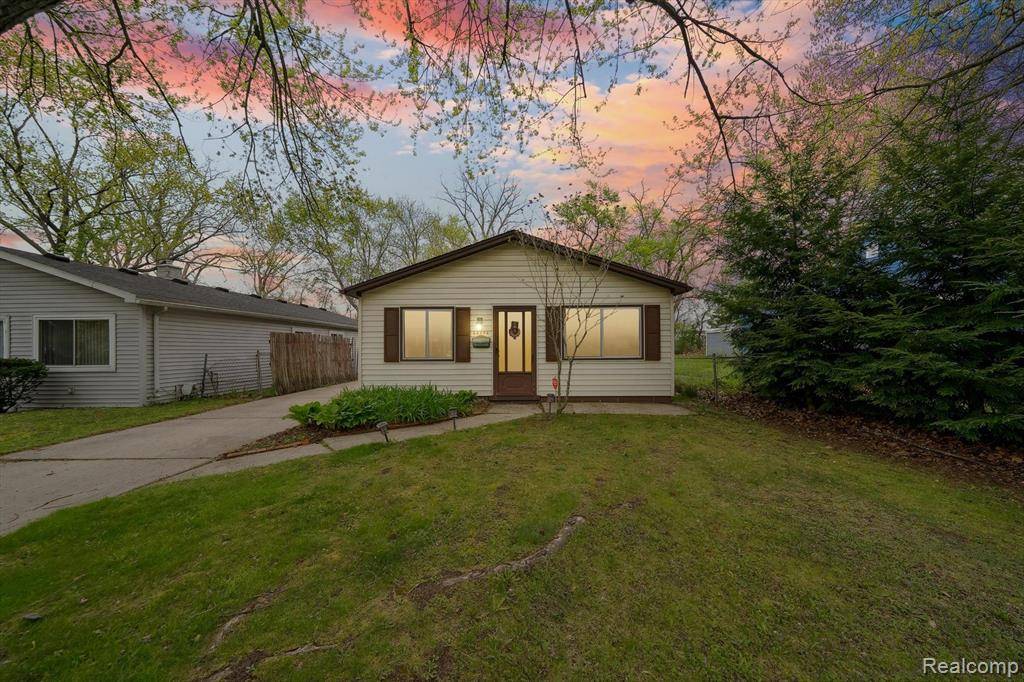 Madison Heights, MI 48071,26396 SPICER Street