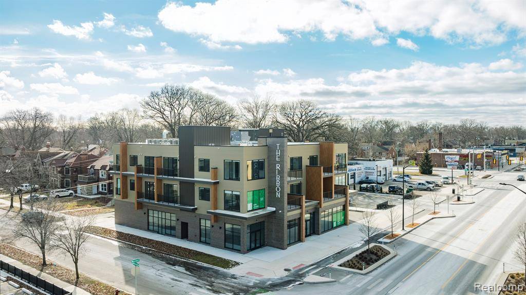 Detroit, MI 48224,16530 Warren Avenue 302