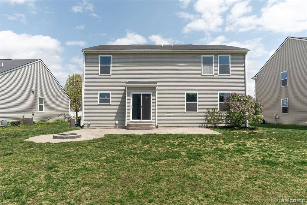 Lima Twp, MI 48130,8354 CRAB APPLE Trail