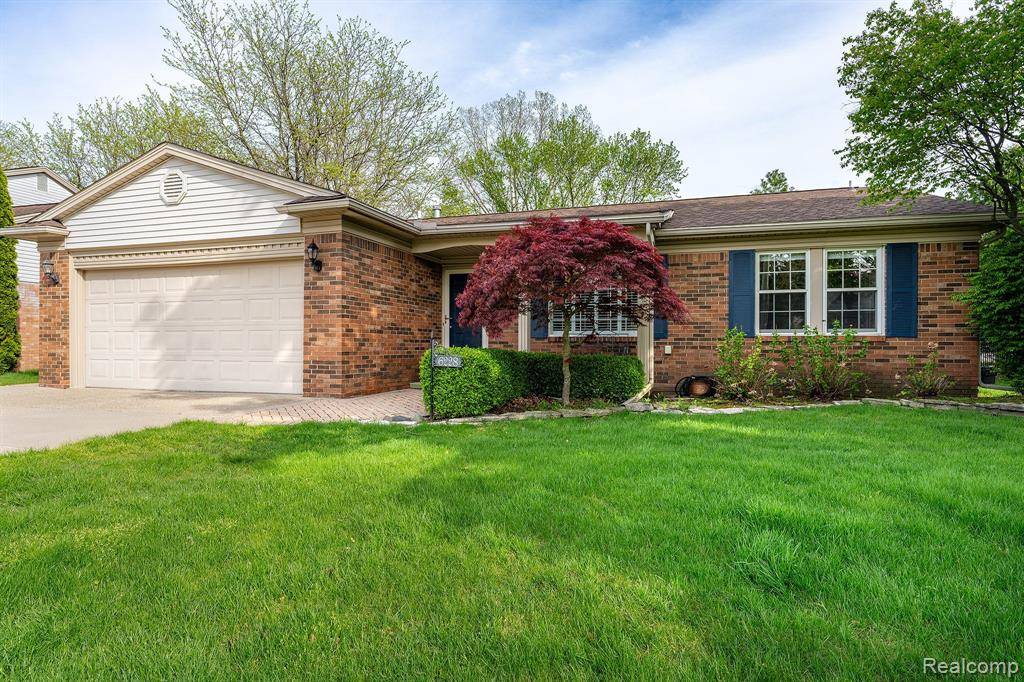 Troy, MI 48085,6228 ATKINS Drive