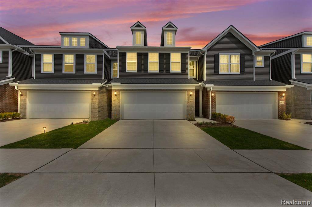 Orion Twp, MI 48359,4867 GLENORA Drive