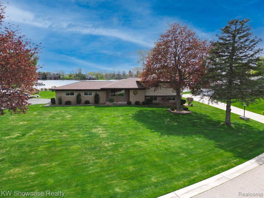White Lake Twp, MI 48386,9145 SANDY RIDGE Drive