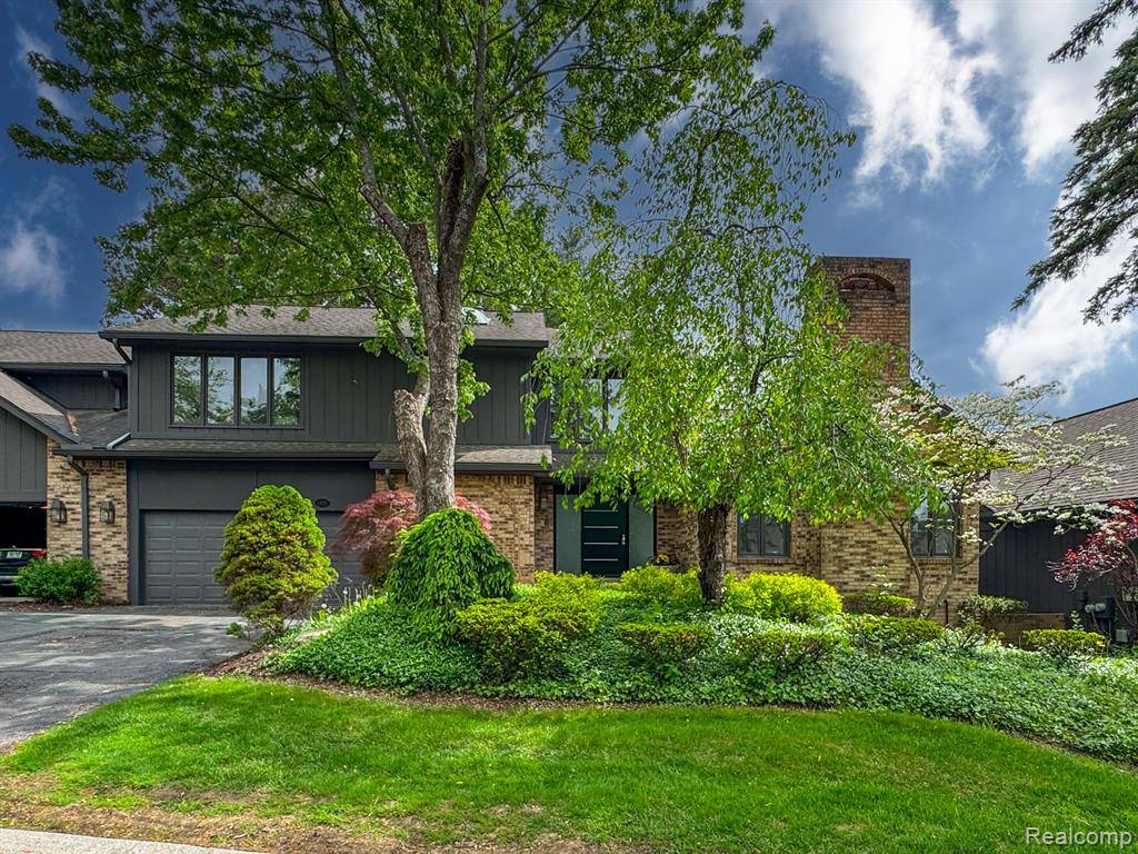 Bloomfield Twp, MI 48302,1915 PINE RIDGE Lane