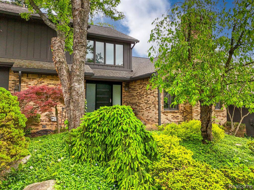 Bloomfield Twp, MI 48302,1915 PINE RIDGE Lane