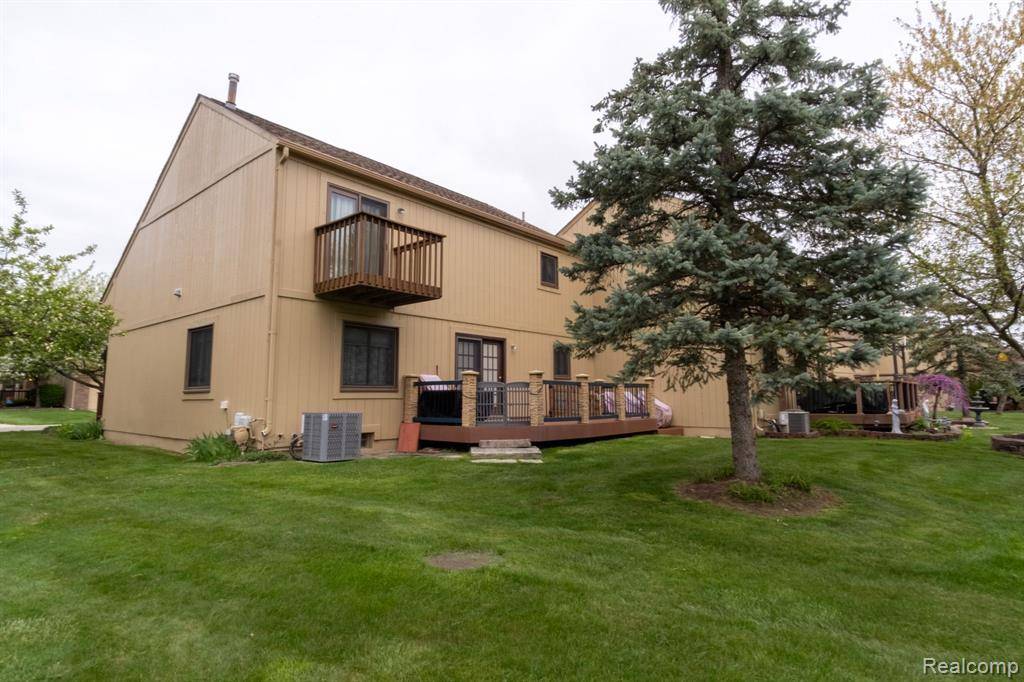 Rochester Hills, MI 48309,2179 ROCHELLE PARK Drive