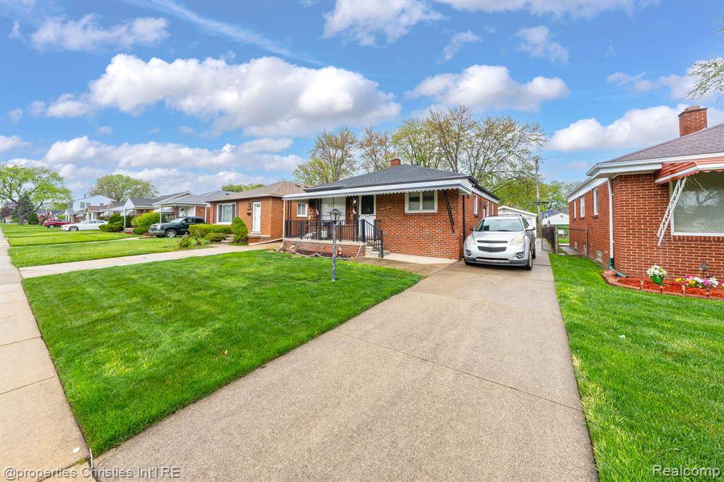Eastpointe, MI 48021,23022 Lexington Avenue
