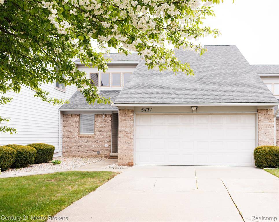 Grand Blanc Twp, MI 48439,5431 COUNTRY CLUB Lane