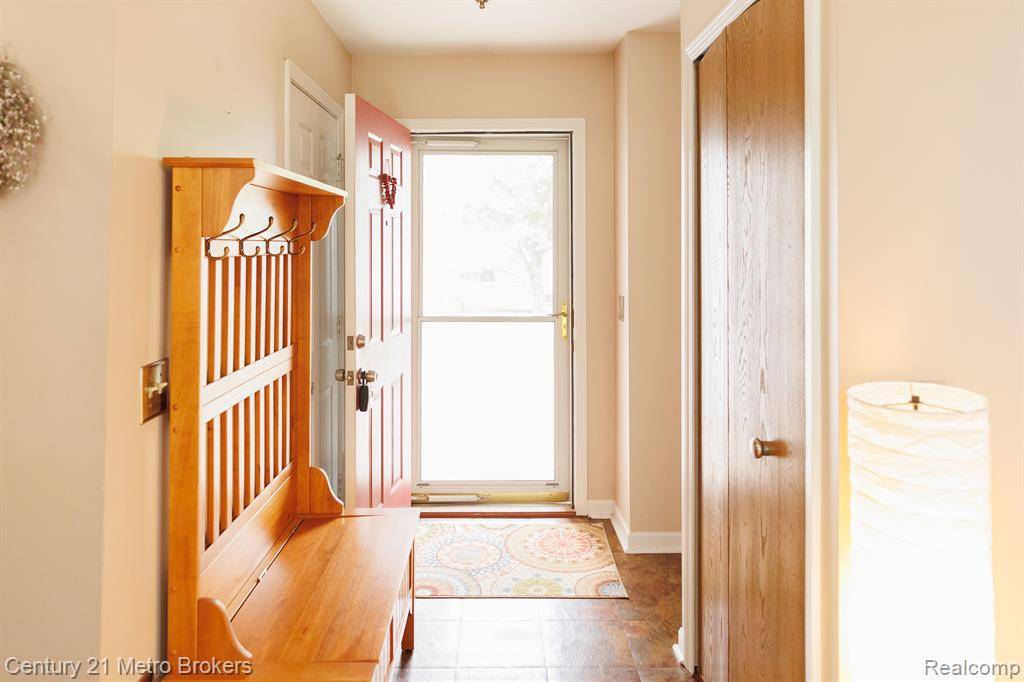 Grand Blanc Twp, MI 48439,5431 COUNTRY CLUB Lane