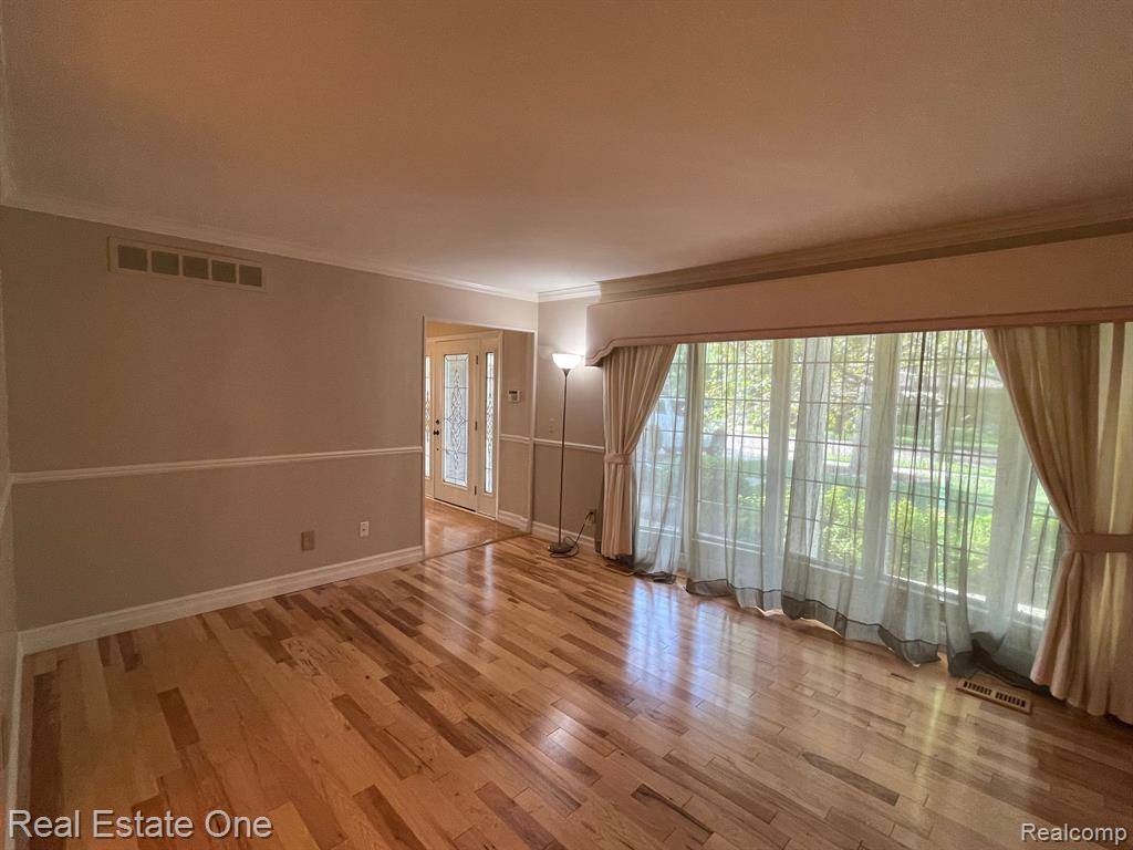 Canton Twp, MI 48187,7482 ADMIRALTY Drive
