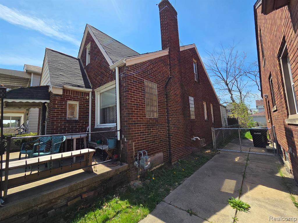 Detroit, MI 48204,8869 MANOR Street