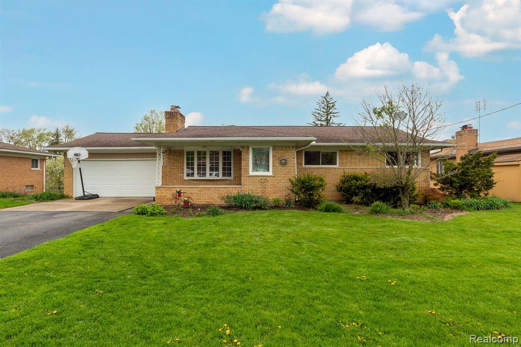 Waterford Twp, MI 48329,3928 Embarcadero Street