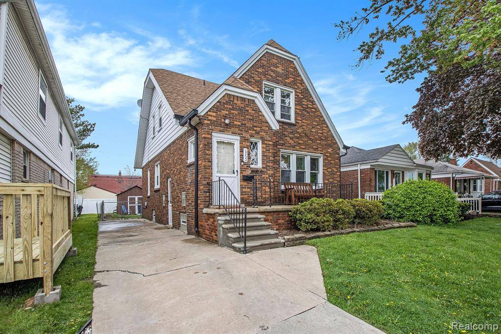 Allen Park, MI 48101,14724 DASHER Avenue