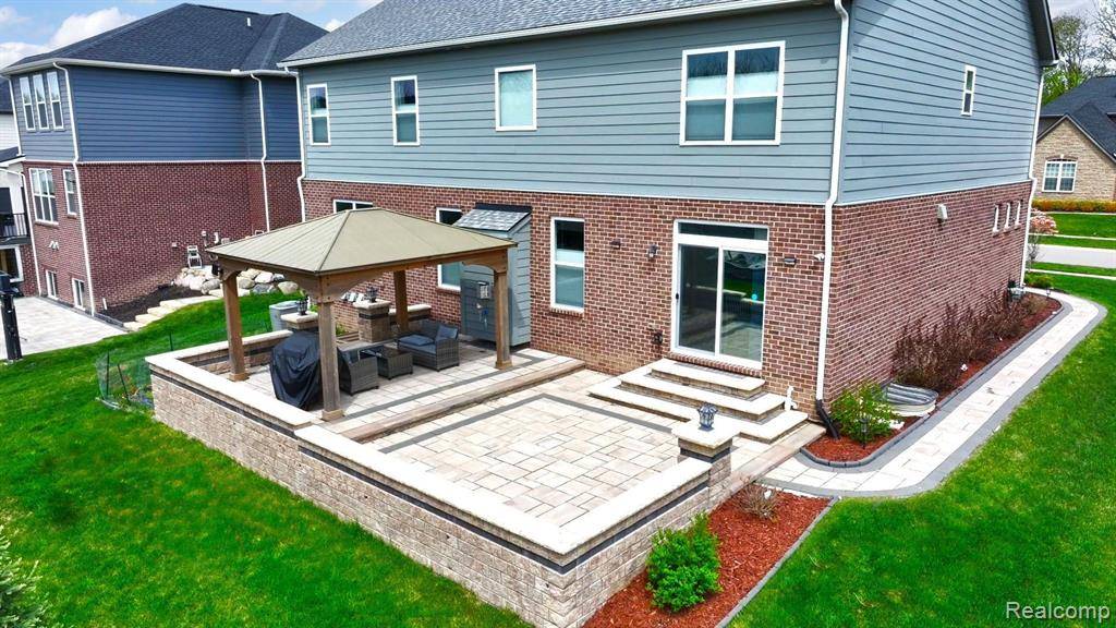 Novi, MI 48377,43547 Bolingbrooke Lane