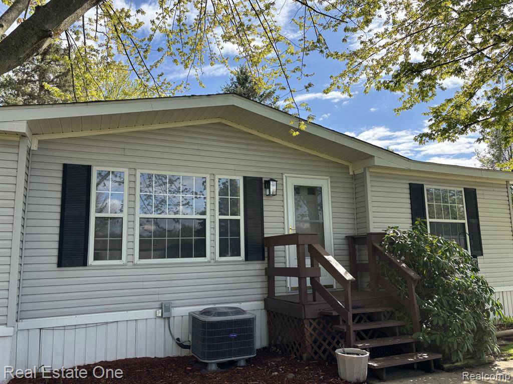 Northfield Twp, MI 48189,579 TURQUOISE Drive