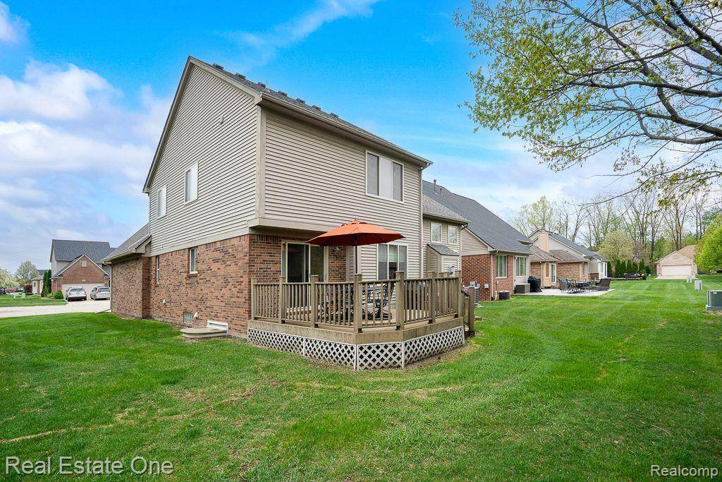Sterling Heights, MI 48313,13565 WINDRIDGE