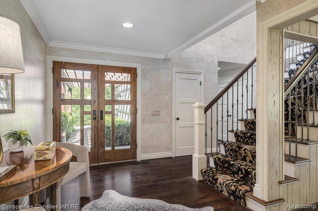 Bloomfield Twp, MI 48301,4640 Private Lake Drive