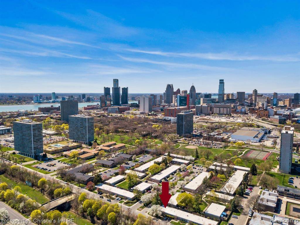 Detroit, MI 48207,1701 Orleans