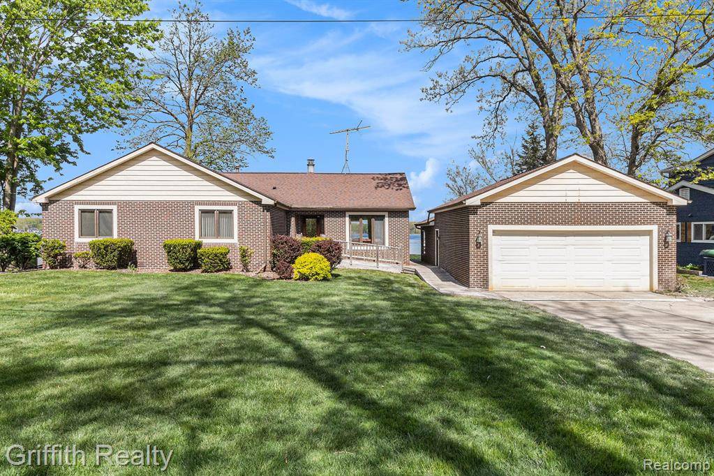 Green Oak Twp, MI 48116,8570 RIVERSIDE Drive