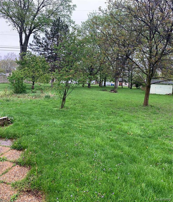 Dearborn Heights, MI 48127,6568 FAIRWOOD Drive