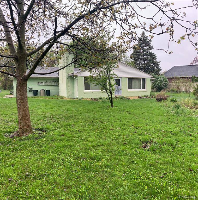 Dearborn Heights, MI 48127,6568 FAIRWOOD Drive