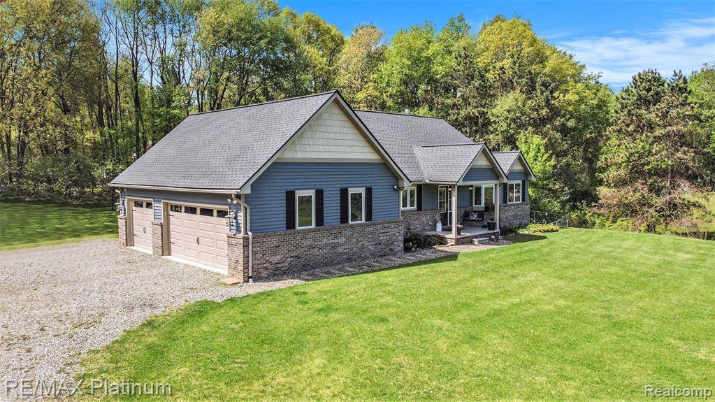Brighton Twp, MI 48114,11392 HYNE Road
