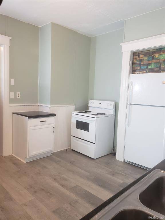 Mt. Clemens, MI 48043,28 FERRIN