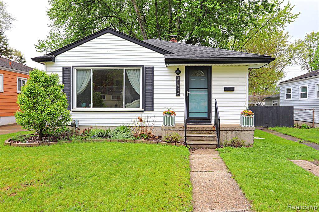 Westland, MI 48186,31509 FAIRCHILD Street