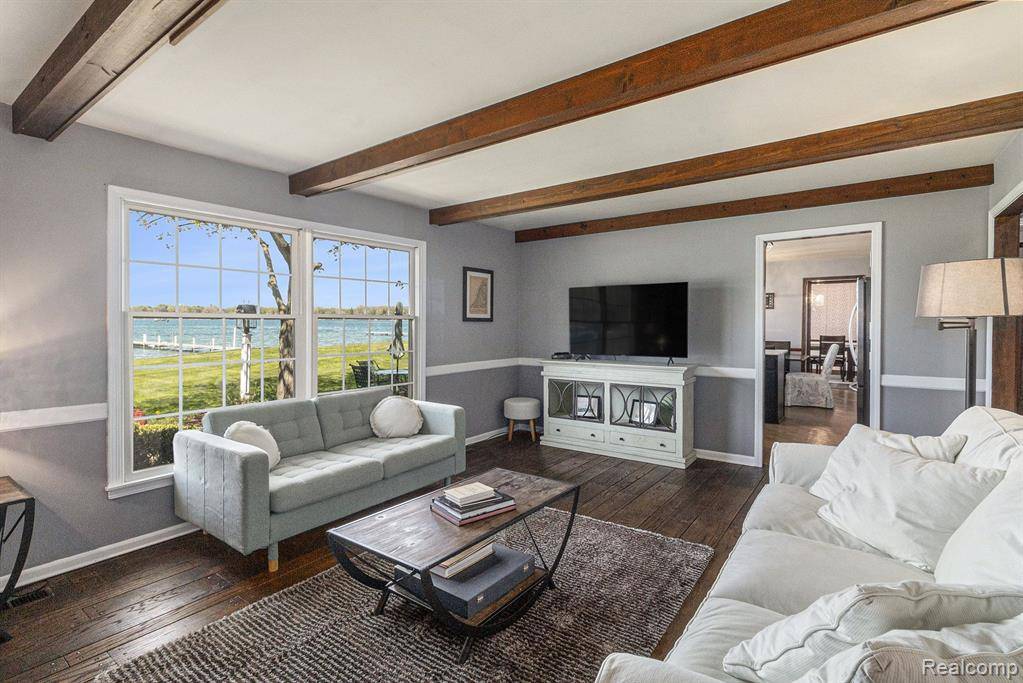 Green Oak Twp, MI 48178,9528 SILVERSIDE Drive
