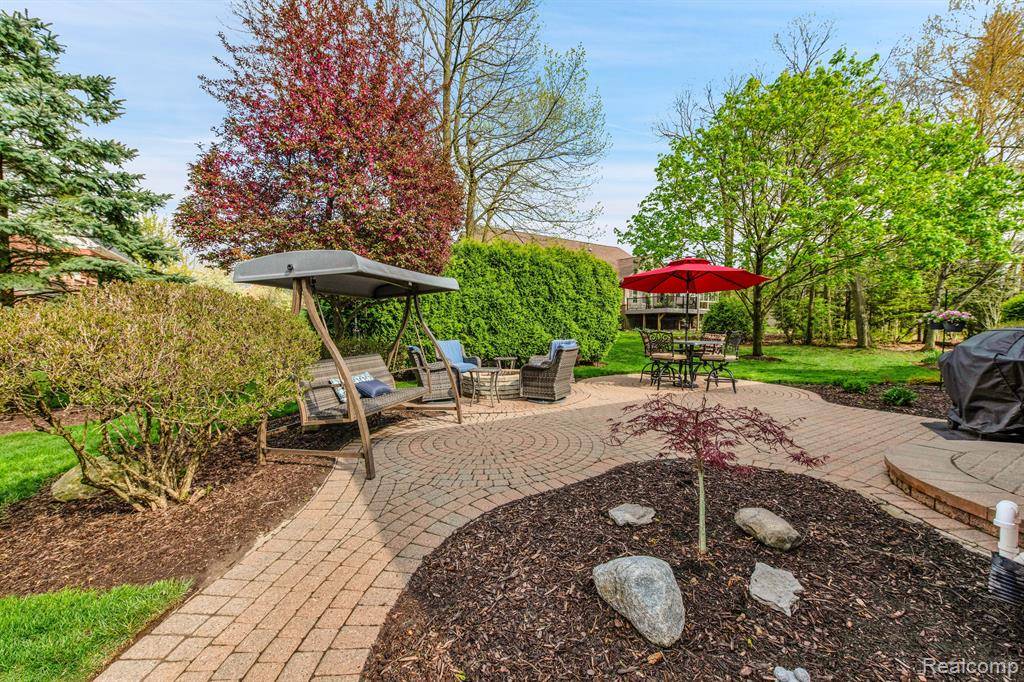 Auburn Hills, MI 48326,3226 OXFORD W