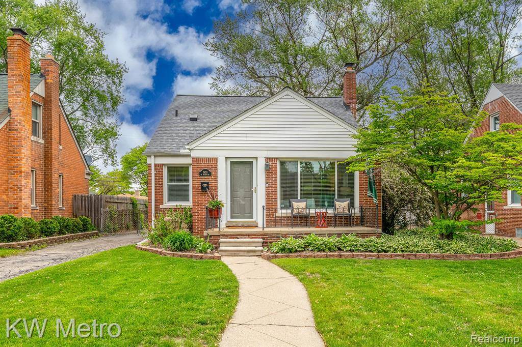 Royal Oak, MI 48073,1930 N WILSON Avenue