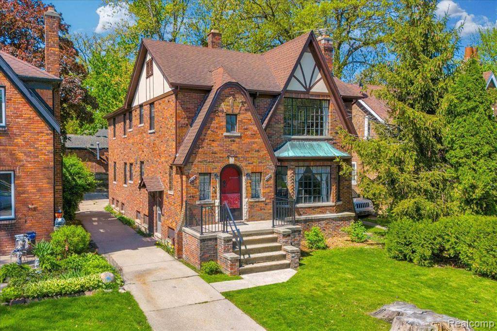 Detroit, MI 48224,5253 GRAYTON Street