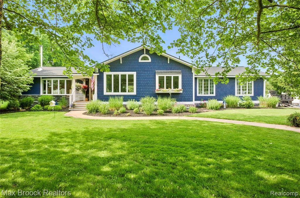Putnam Twp, MI 48169,187 DARWIN Road