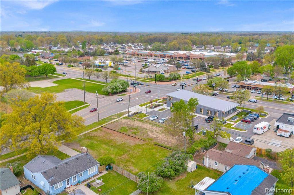 Westland, MI 48185,2204 N CARLSON