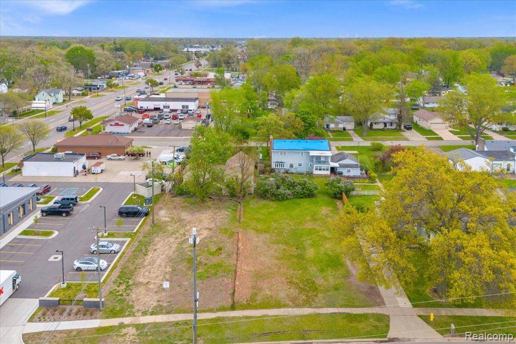 Westland, MI 48185,2204 N CARLSON