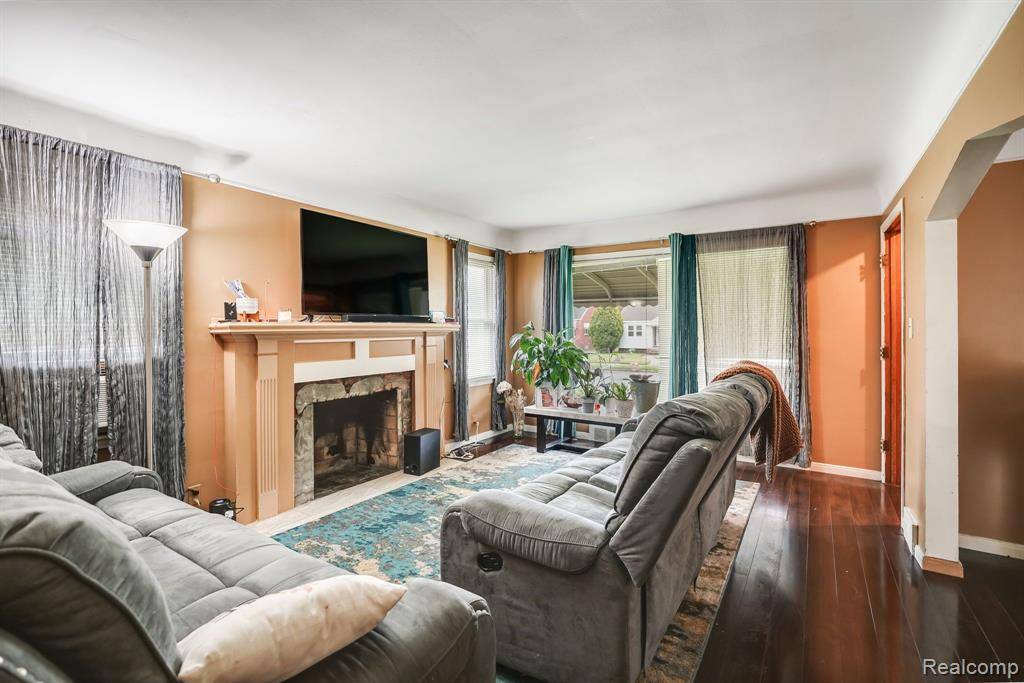 Detroit, MI 48205,14031 COLLINGHAM Drive