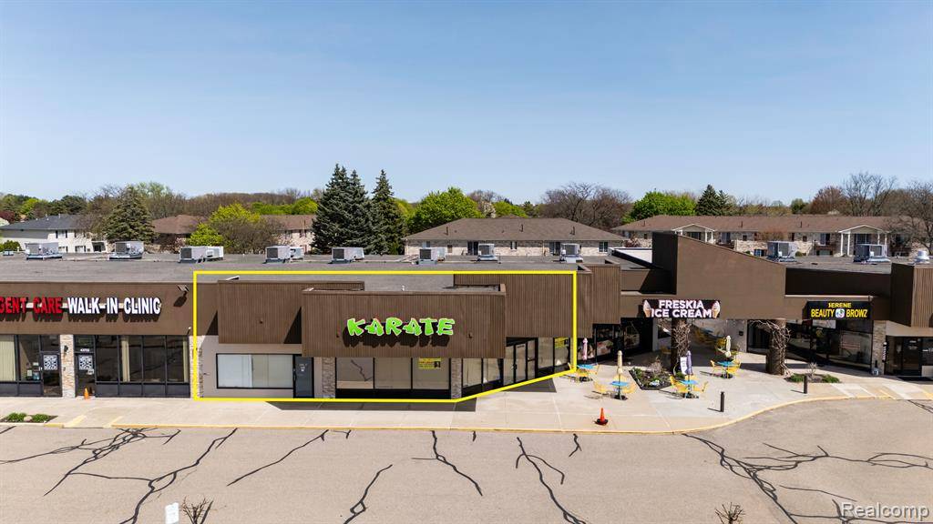Sterling Heights, MI 48313,43710 Schoenherr Rd