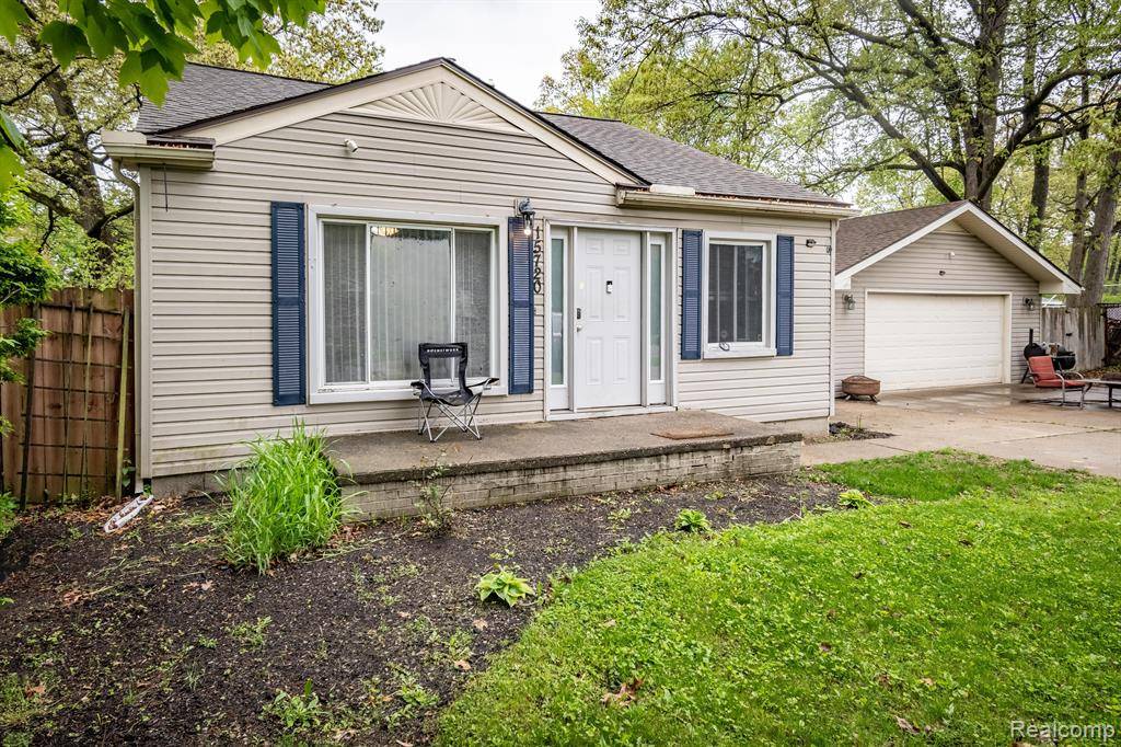 Taylor, MI 48180,15720 BEECH DALY Road