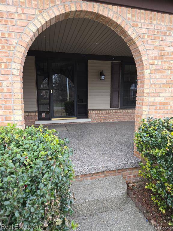 Shelby Twp, MI 48316,4280 SNOAL Lane