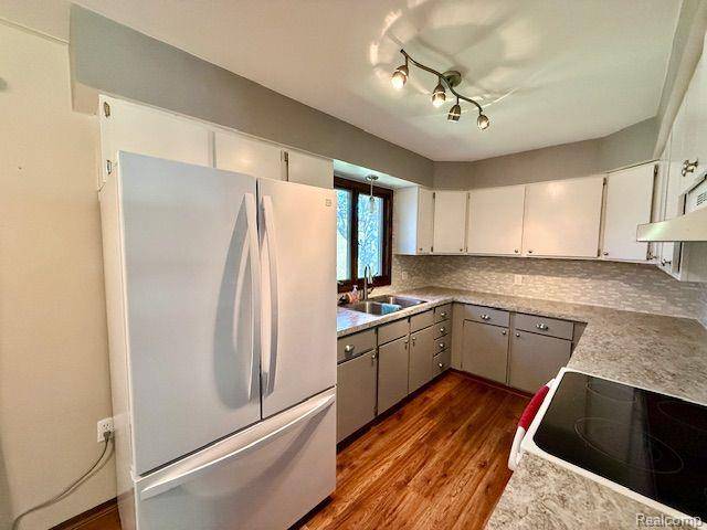 Mayville Vlg, MI 48744,6104 BLACKMORE Street