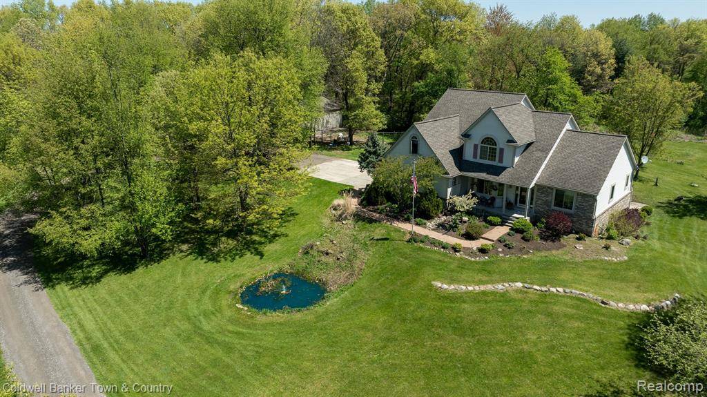 Brighton Twp, MI 48114,1355 MAXFIELD Road