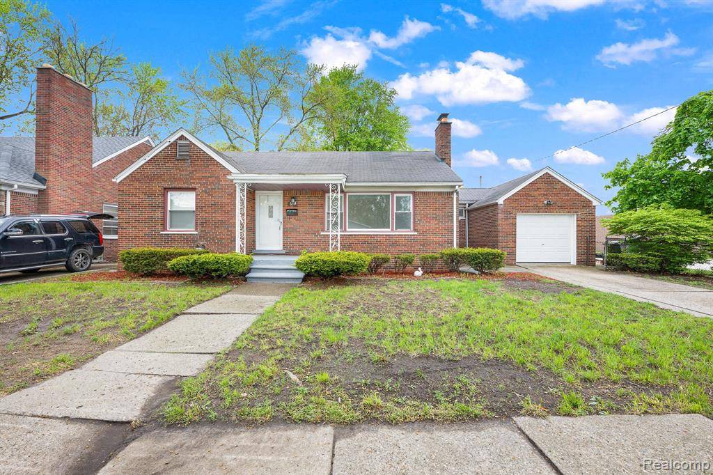 Hazel Park, MI 48030,839 E HAYES Avenue