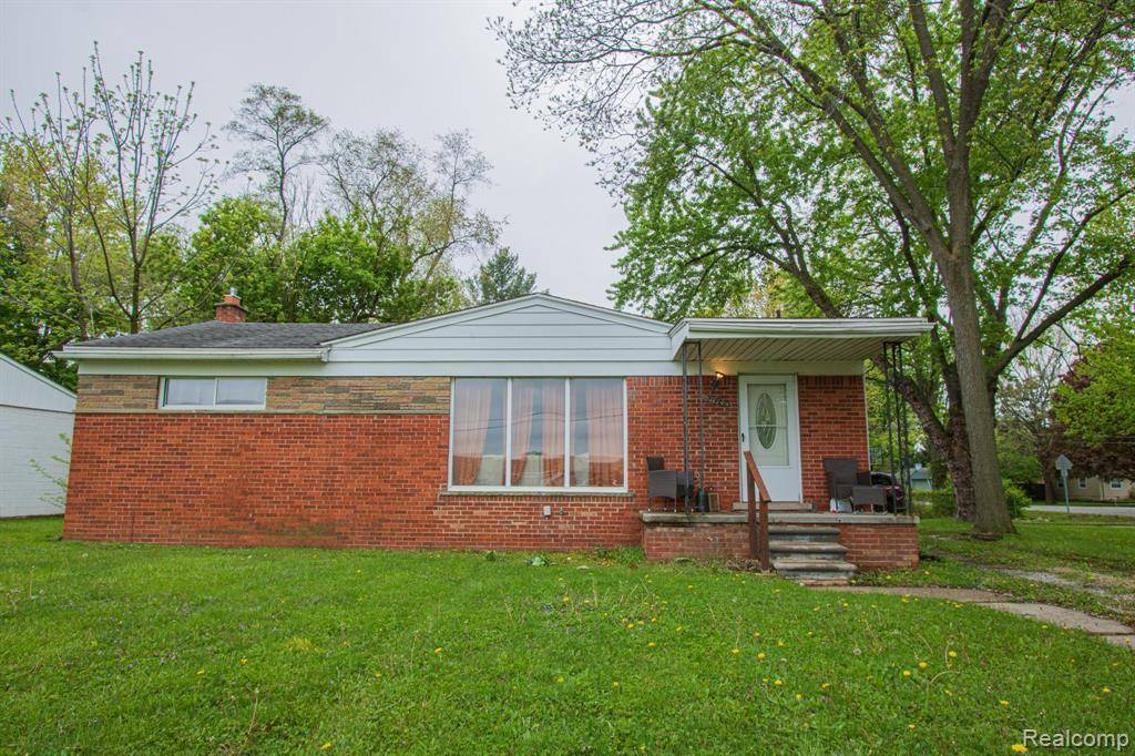 Clinton Twp, MI 48036,21420 HAMPTON Street
