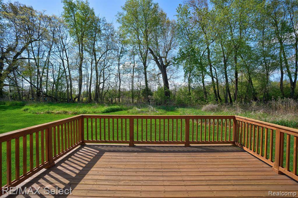 Commerce Twp, MI 48382,5974 Lochmore Drive