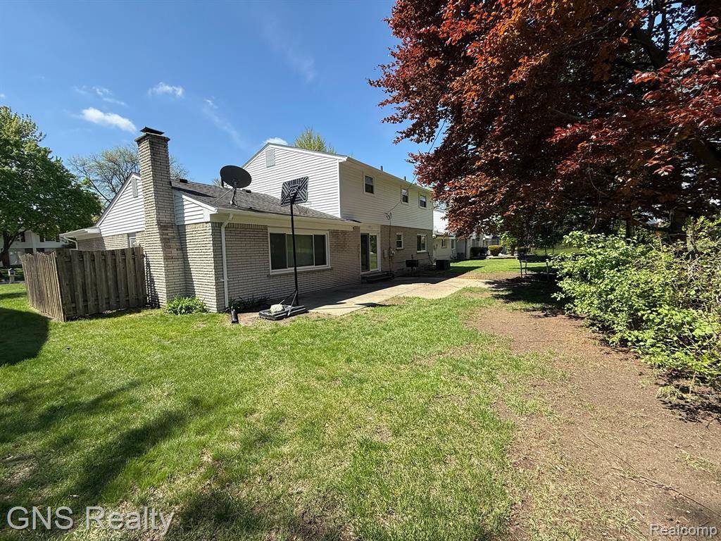 Southfield, MI 48076,20780 WAYLAND Street