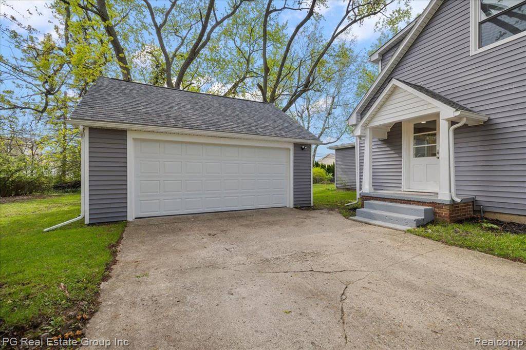 Waterford Twp, MI 48327,57 ORMSBY